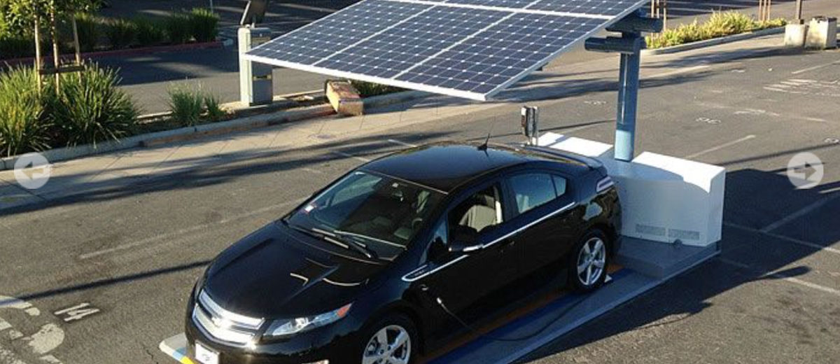 This Portable Solar Ev Charger Goes Up In Less Than 10 Minutes